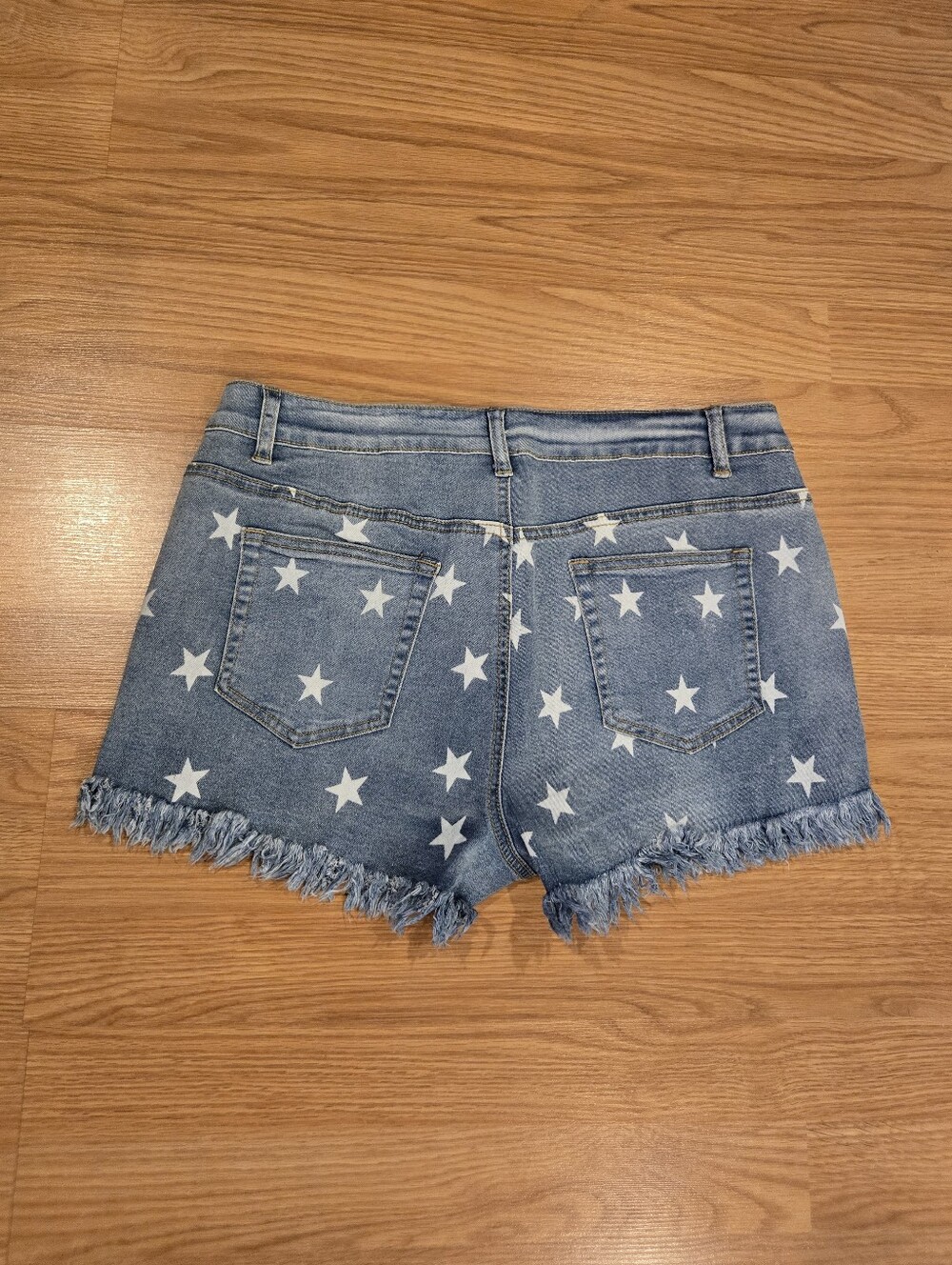 Star-Print Frayed Denim Shorts - Picture 2 of 4